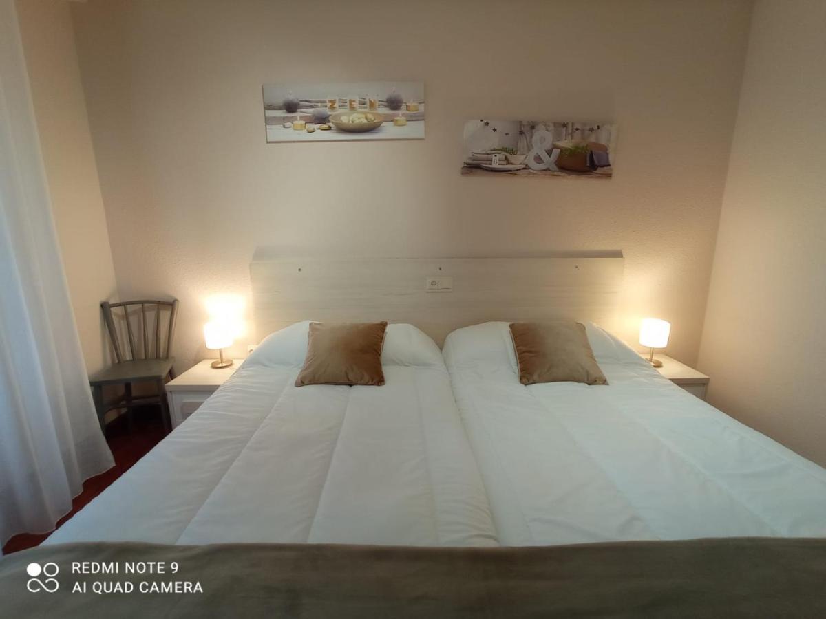 Pedroenea Apartamento Elizondo Exteriör bild