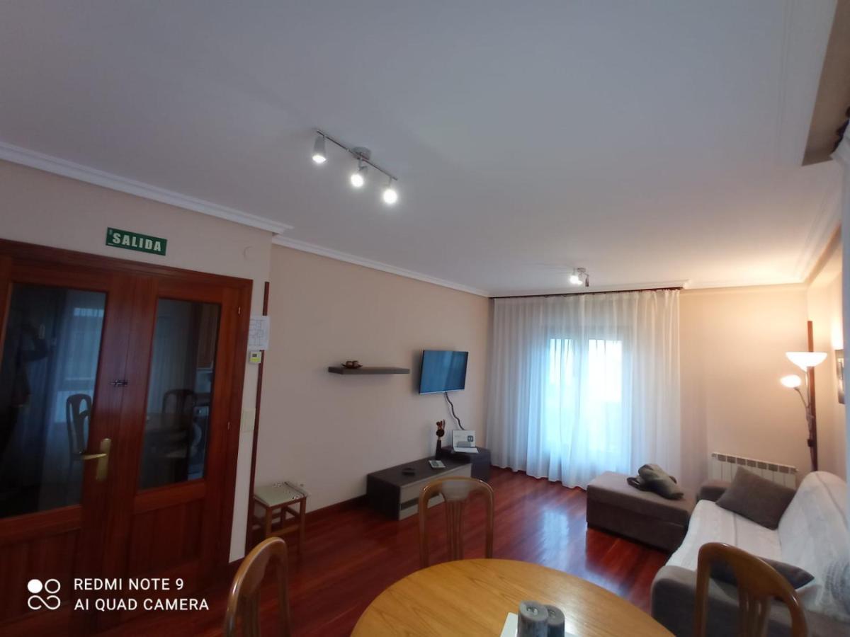 Pedroenea Apartamento Elizondo Exteriör bild